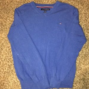 Tommy v neck sweater